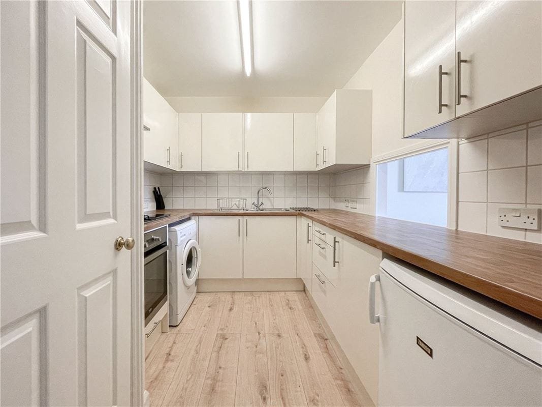 1 bedroom flat, Adam & Eve Court, Adam & Eve Street CB1 - Available