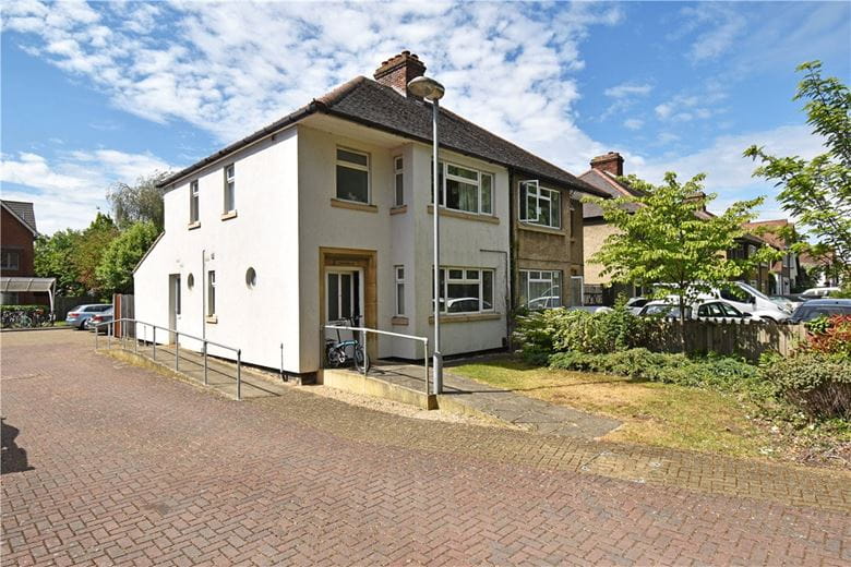 1 bedroom flat, The Redwing, Newmarket Road CB5 - Let Agreed