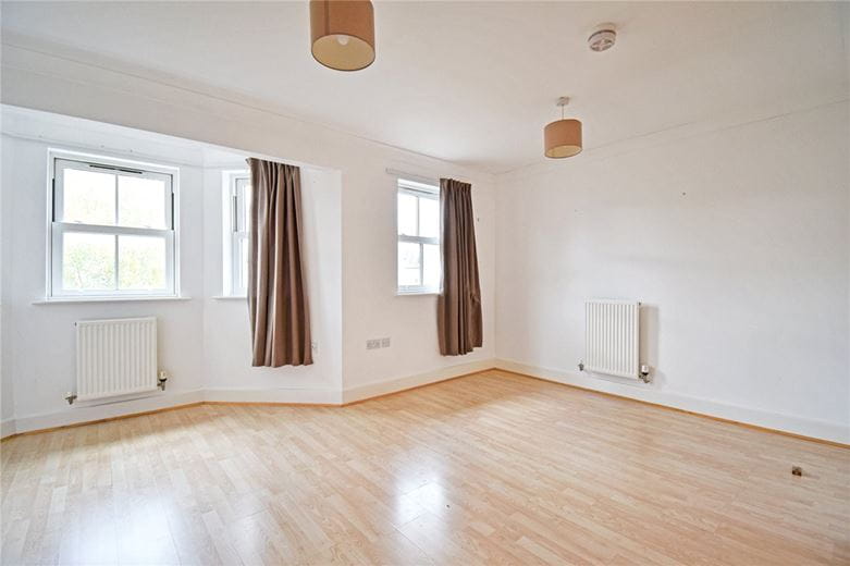 1 bedroom flat, St Matthews Gardens, Cambridge CB1