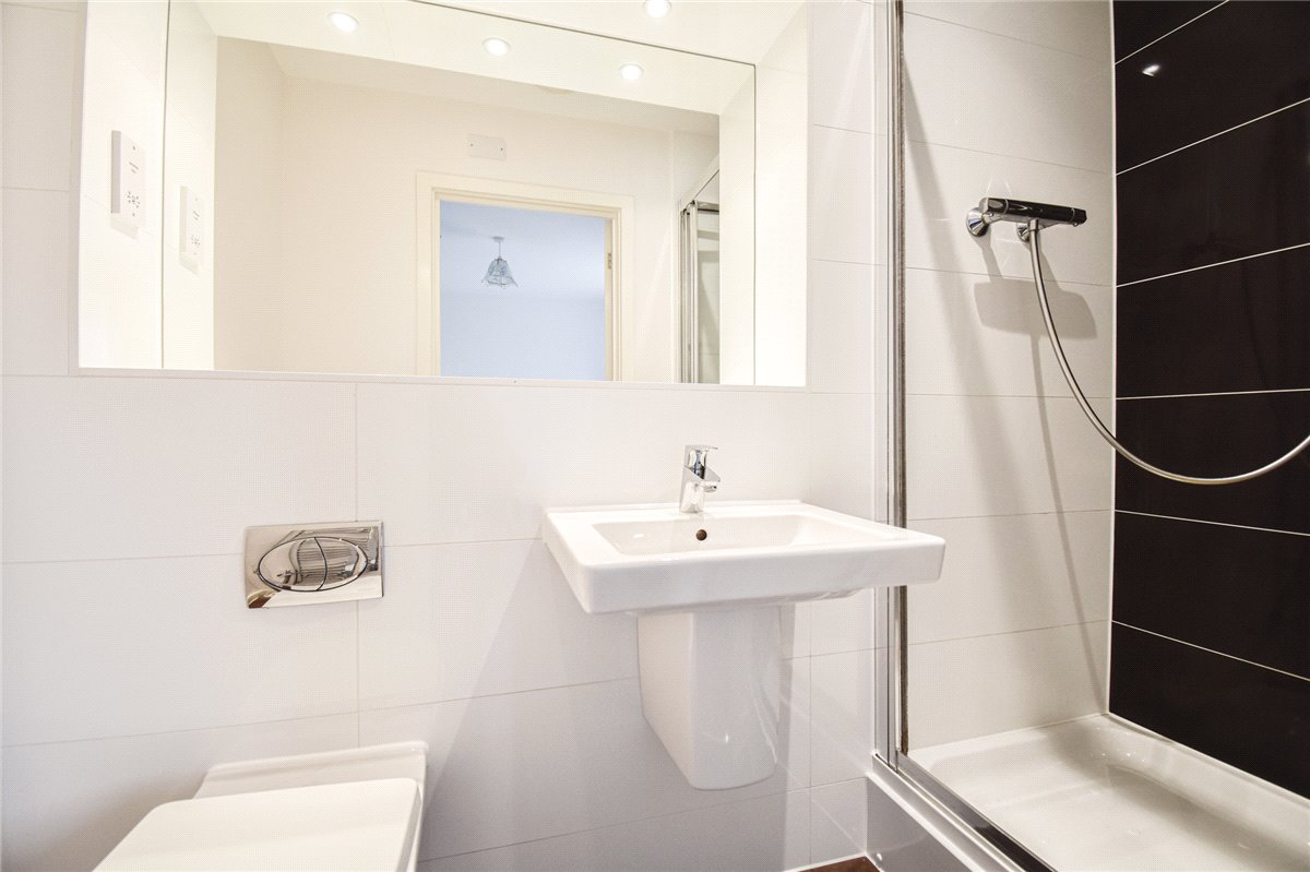 2 bedroom flat, Glenalmond Avenue, Cyan Building CB2