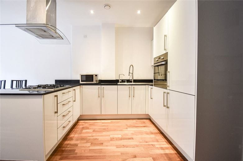 2 bedroom flat, Flamsteed Close, Cambridge CB1 - Let Agreed