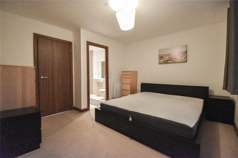 2 bedroom flat, Flamsteed Close, Cambridge CB1 - Let Agreed