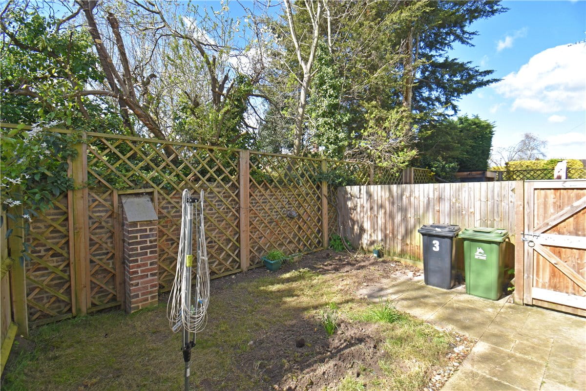 3 bedroom house, Swallow Gardens, Chesterton CB4