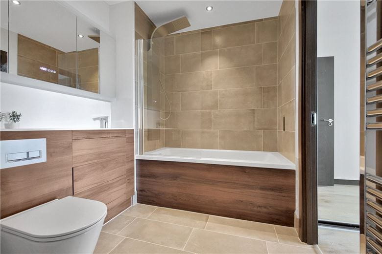 1 bedroom flat, 4 Station Square, Cambridge CB1