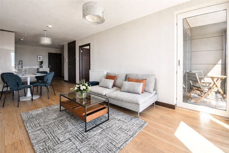 1 bedroom flat, 4 Station Square, Cambridge CB1 - Available