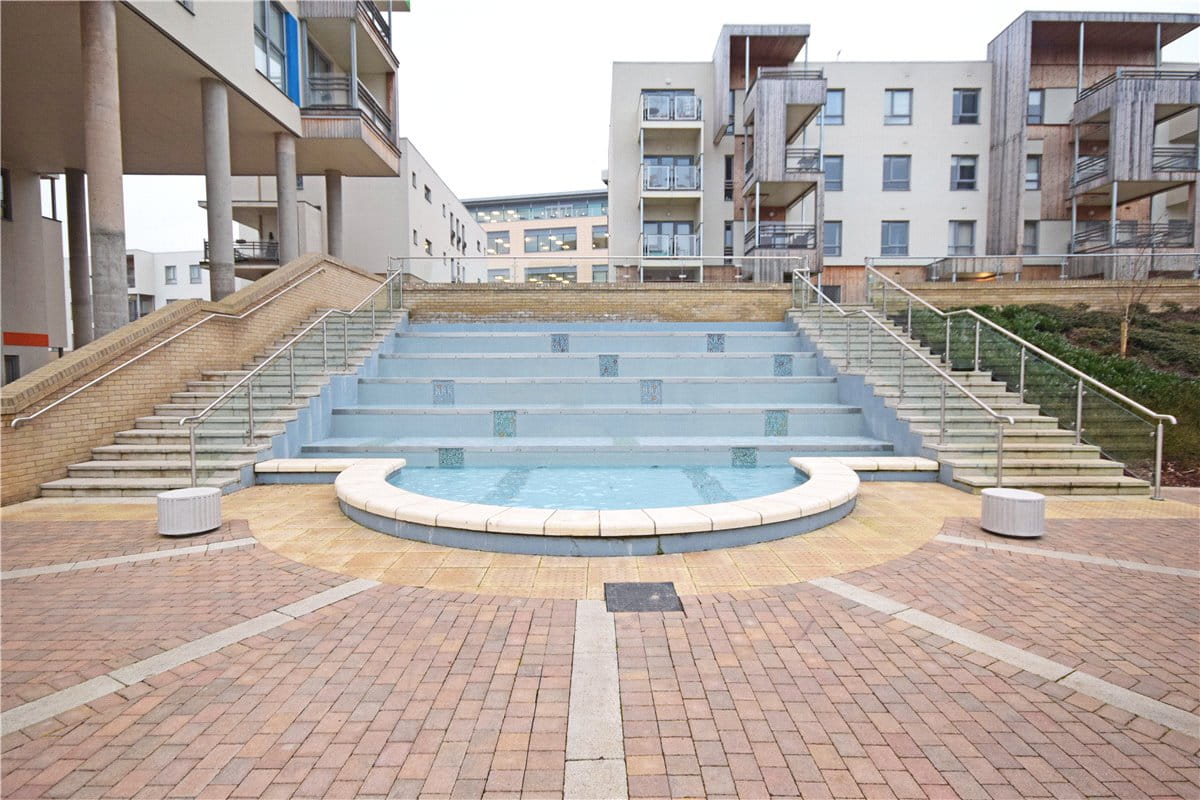 2 bedroom flat, Glenalmond Avenue, Cambridge CB2 - Let Agreed