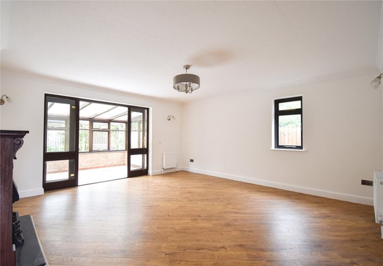 3 bedroom house, Pentland Place, Metcalfe Road CB4 - Let Agreed