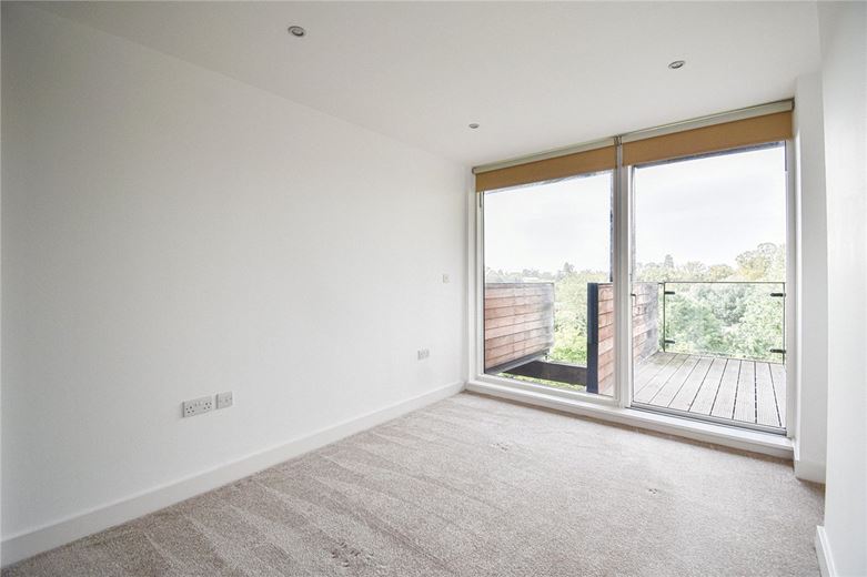 2 bedroom flat, The Copper Building, Kingfisher Way CB2 - Let Agreed