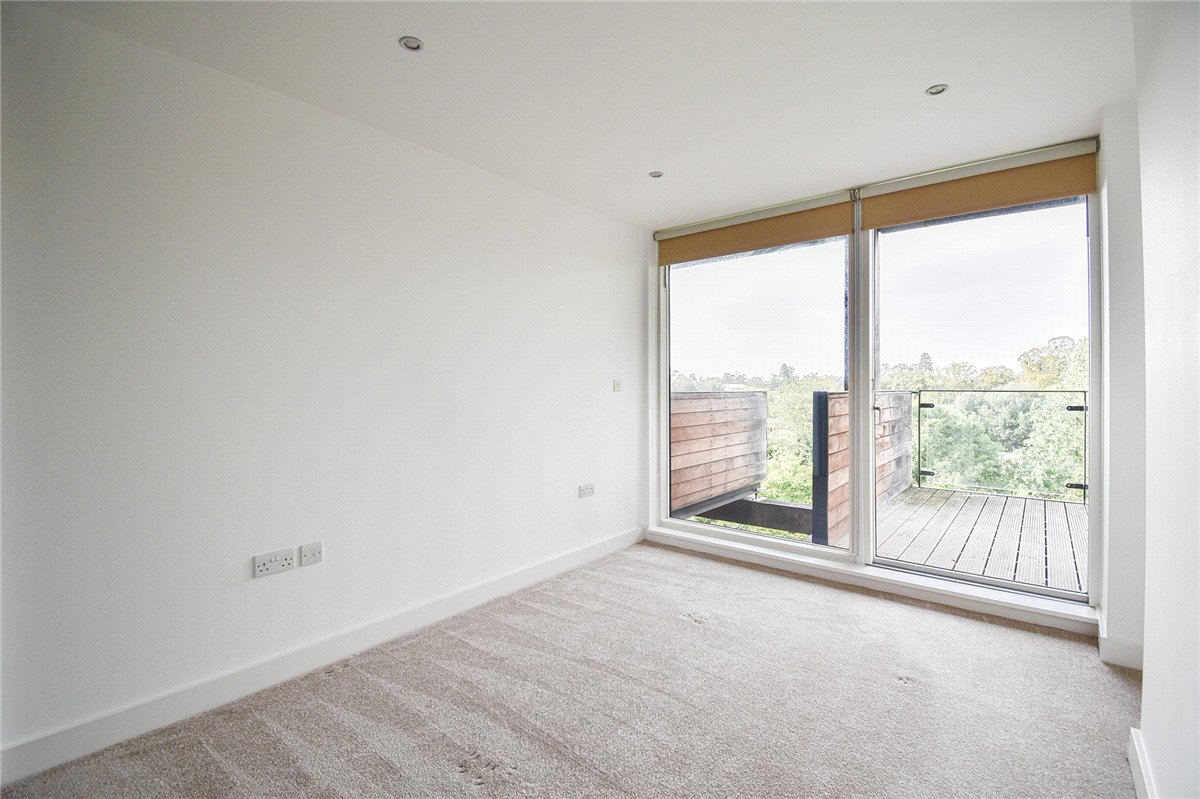 2 bedroom flat, The Copper Building, Kingfisher Way CB2 - Let Agreed