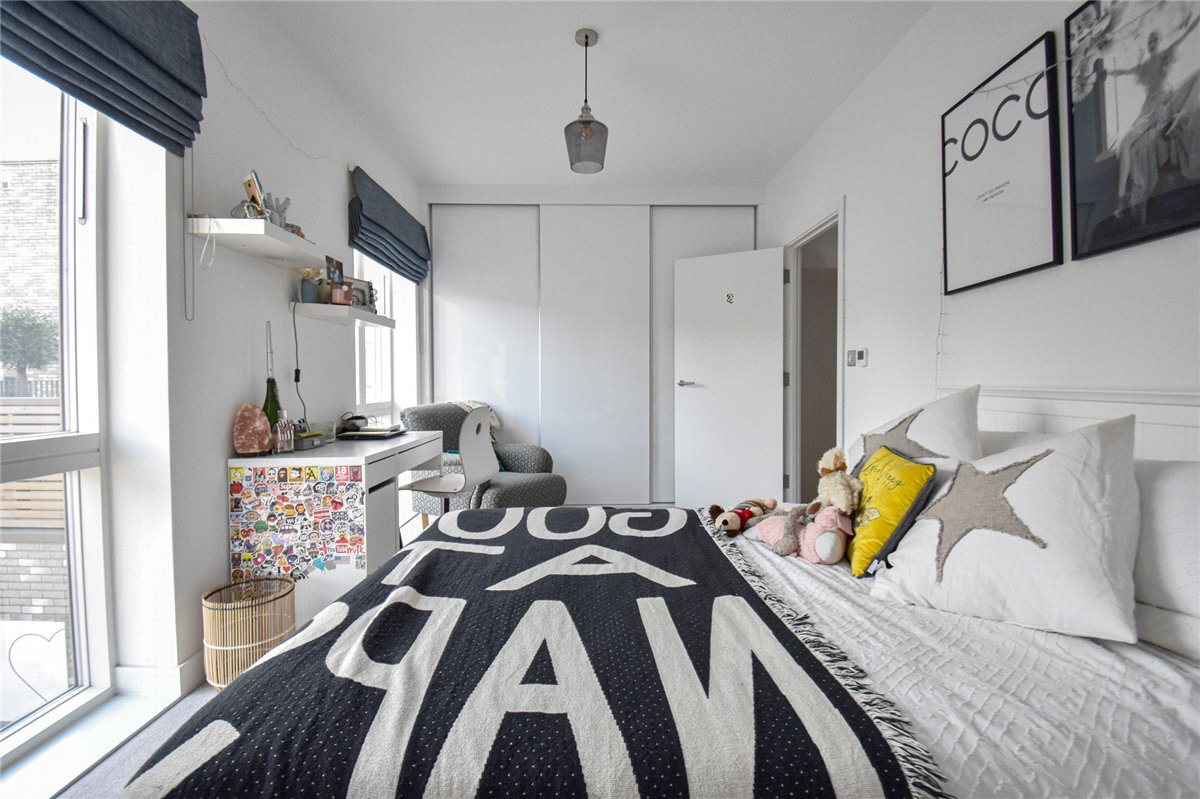 4 bedroom house, Knightly Avenue, Cambridge CB2 - Let Agreed
