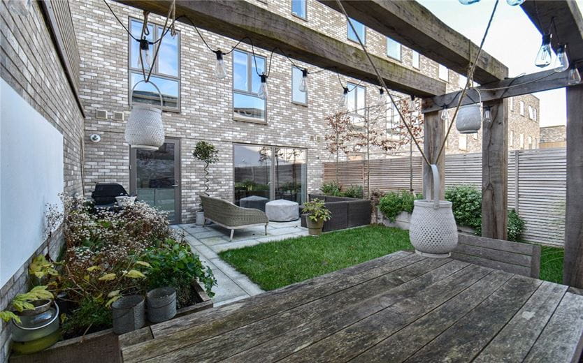 4 bedroom house, Knightly Avenue, Cambridge CB2 - Let Agreed