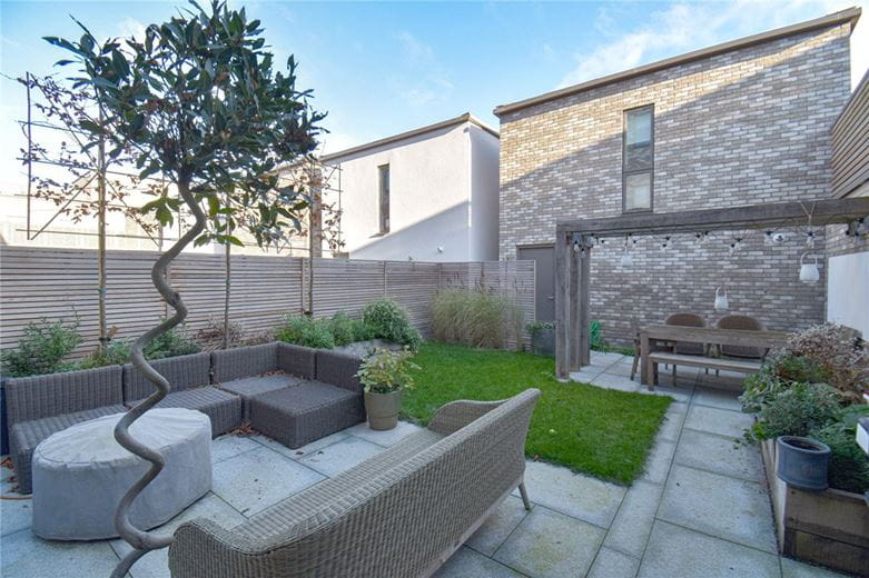 4 bedroom house, Knightly Avenue, Cambridge CB2 - Let Agreed
