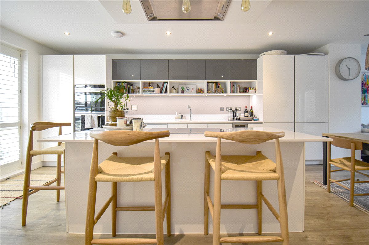 4 bedroom house, Knightly Avenue, Cambridge CB2 - Let Agreed
