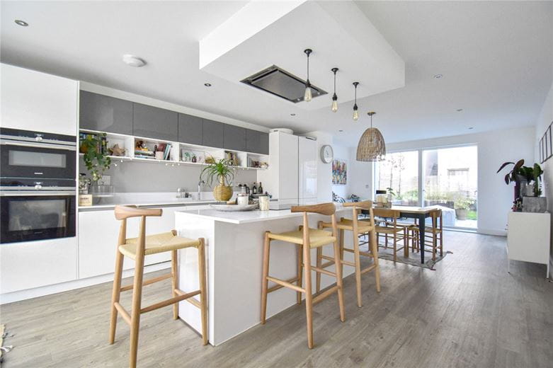4 bedroom house, Knightly Avenue, Cambridge CB2 - Let Agreed