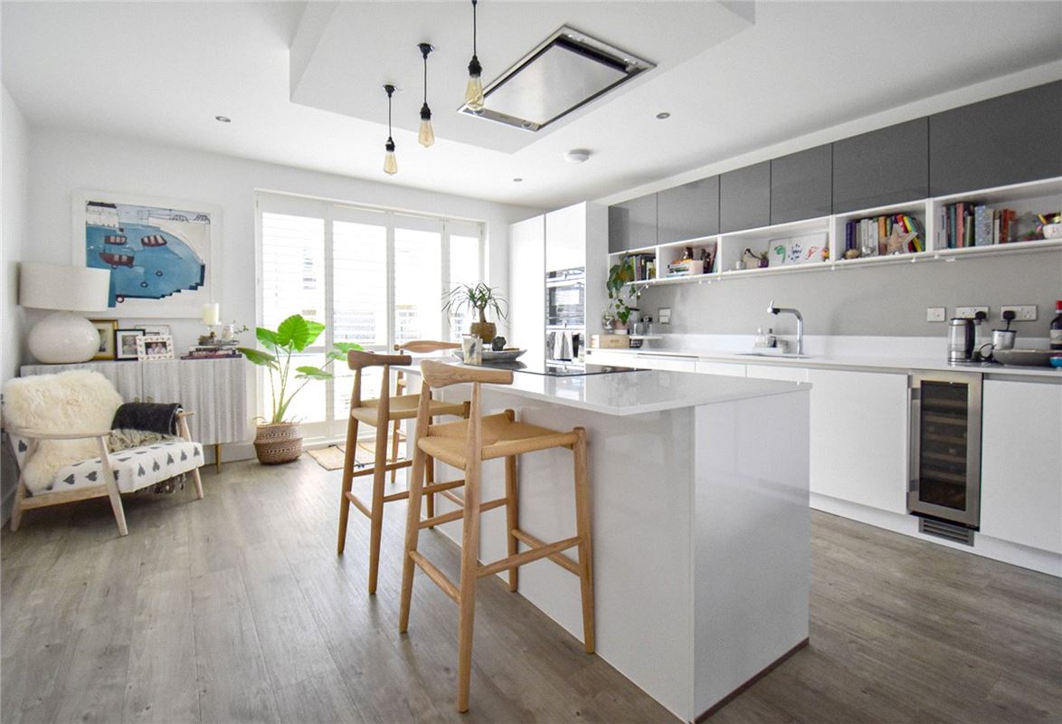 4 bedroom house, Knightly Avenue, Cambridge CB2 - Let Agreed
