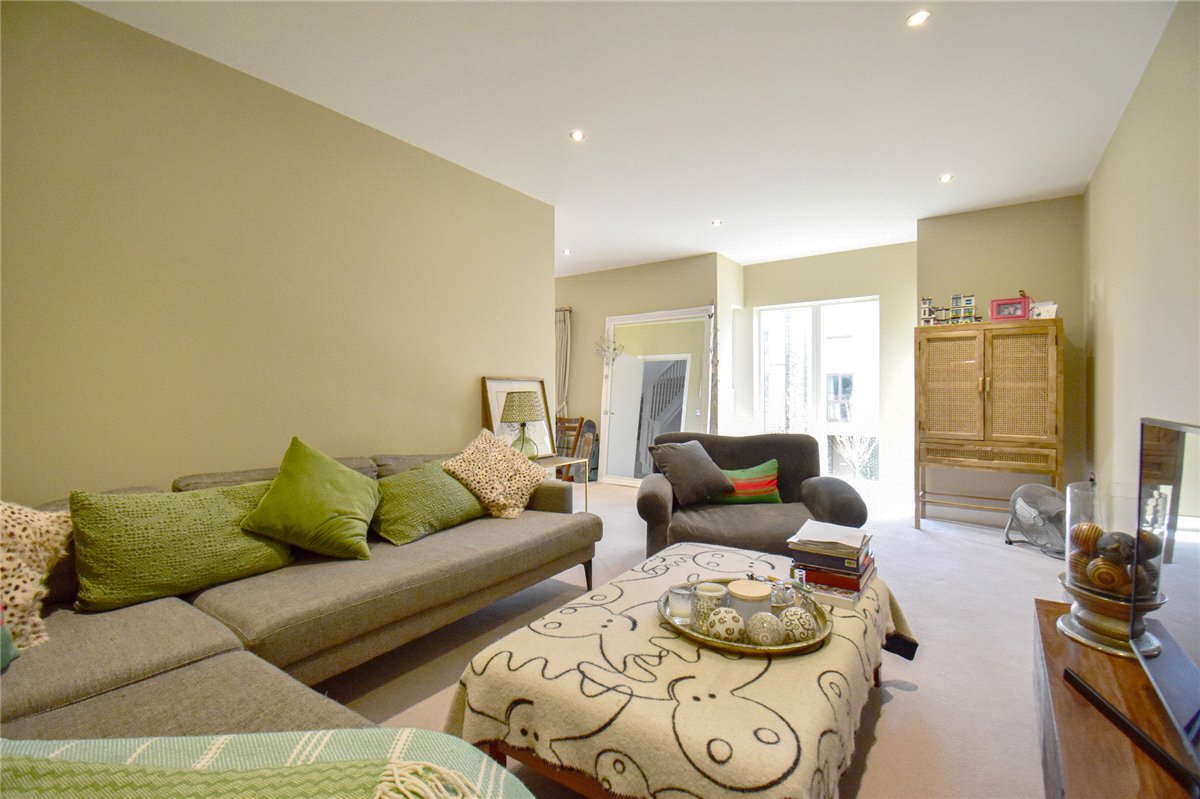 4 bedroom house, Knightly Avenue, Cambridge CB2 - Let Agreed