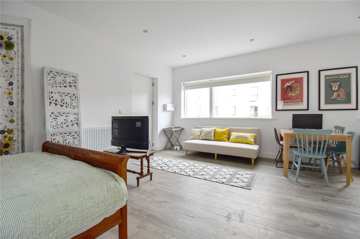 4 bedroom house, Knightly Avenue, Cambridge CB2 - Let Agreed