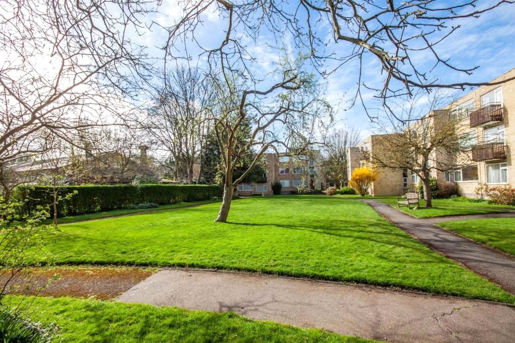2 bedroom flat, Cambanks, Cambridge CB4