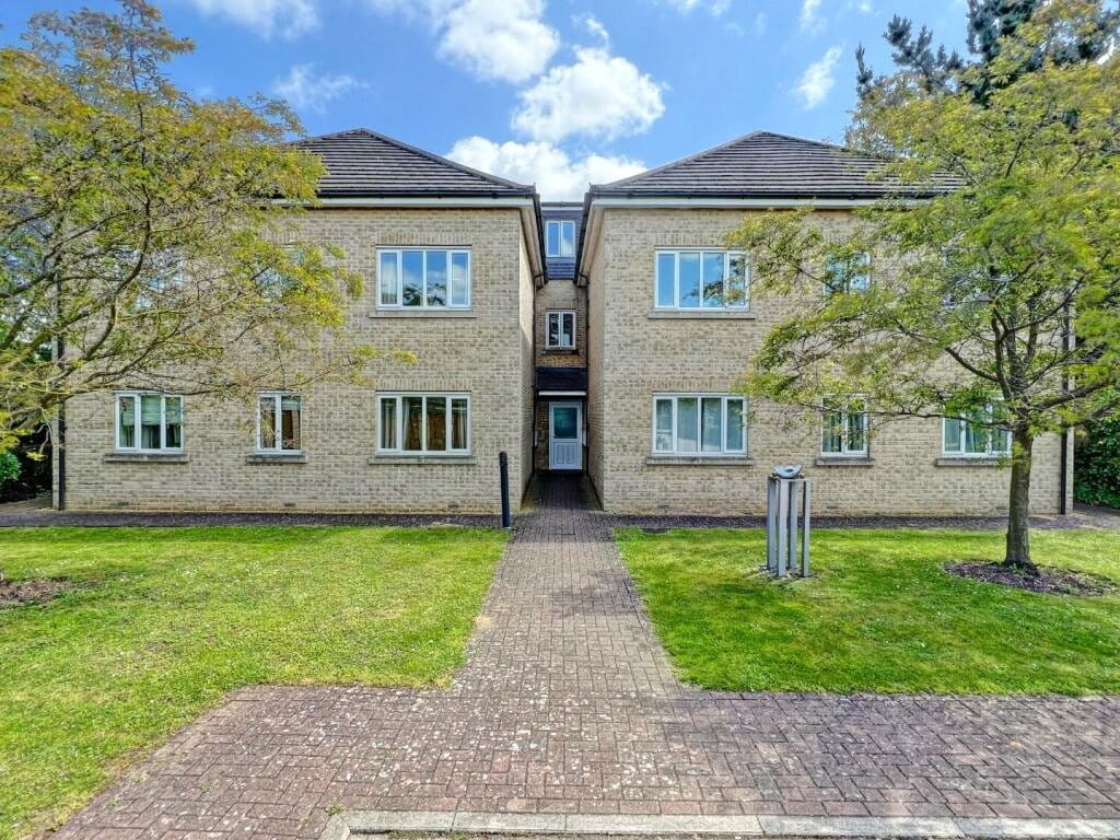 2 bedroom flat, Brookwood House, 226A Histon Road CB4
