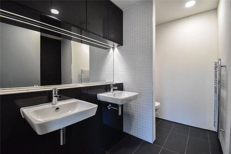 3 bedroom house, Lockhart Way, Northstowe CB24 - Available