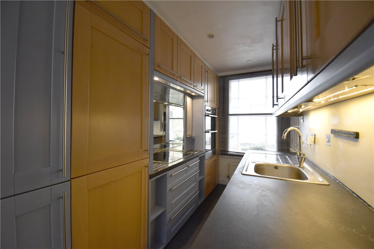 2 bedroom house, Albert Street, Cambridge CB4 - Available