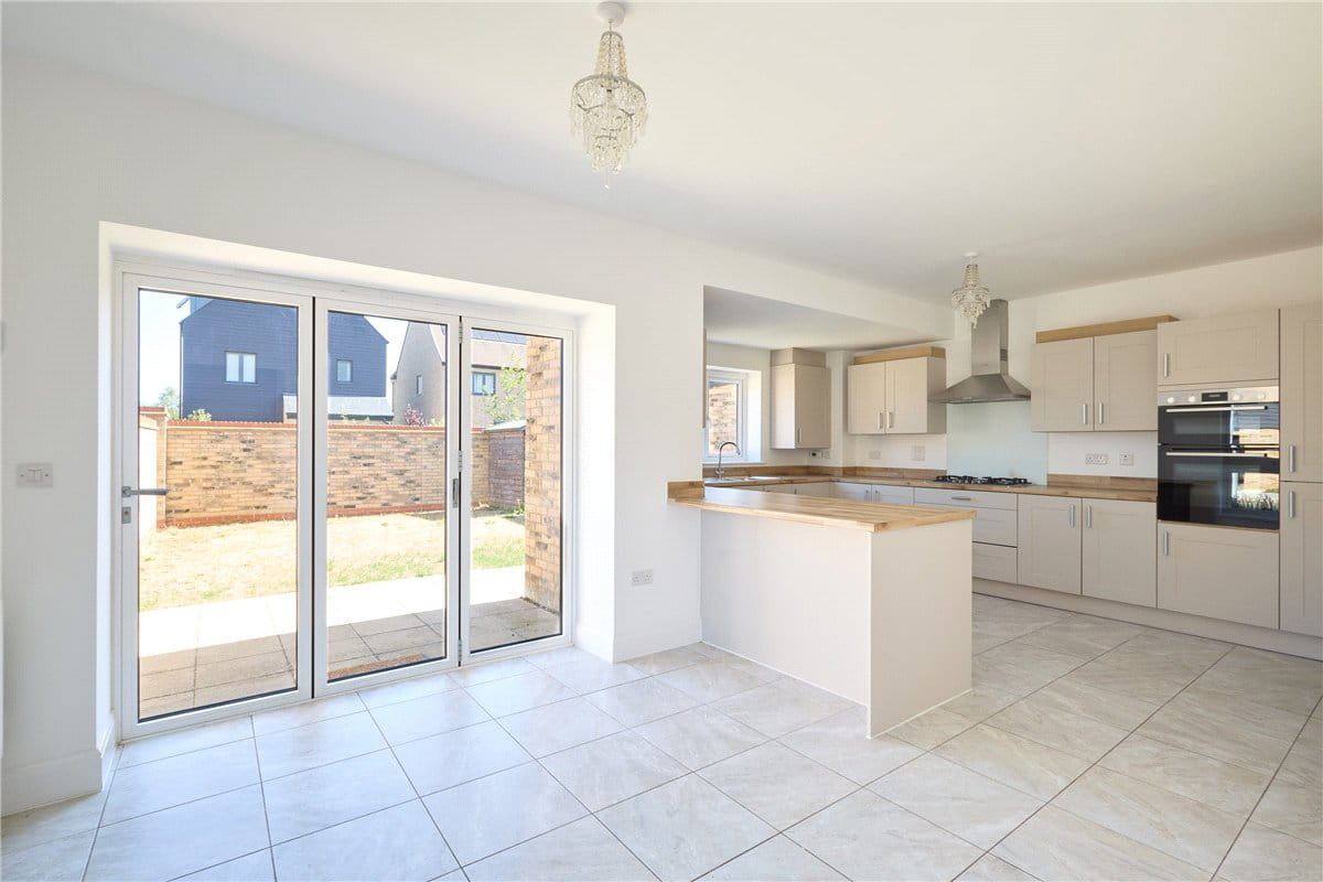 5 bedroom house, Britannia Road, Northstowe CB24 - Available