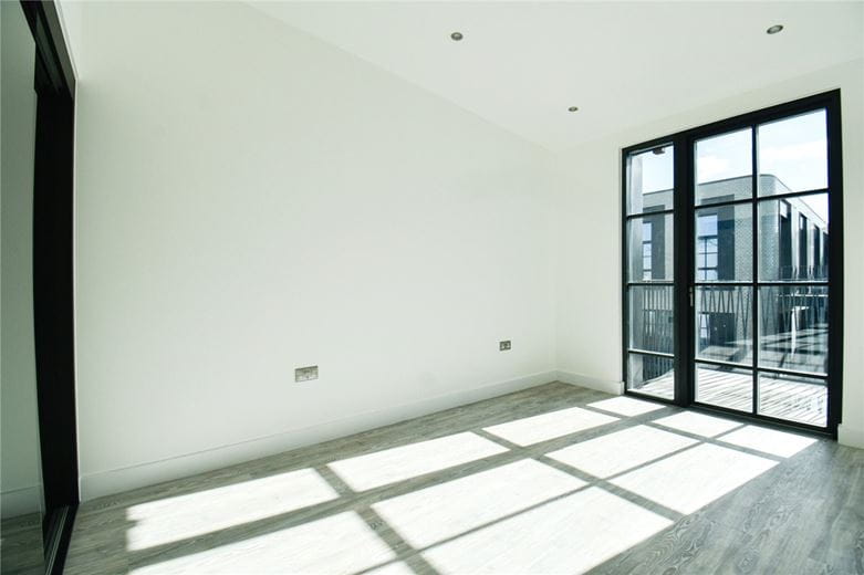  bedroom flat, Turing Way, Cambridge CB3 - Let Agreed