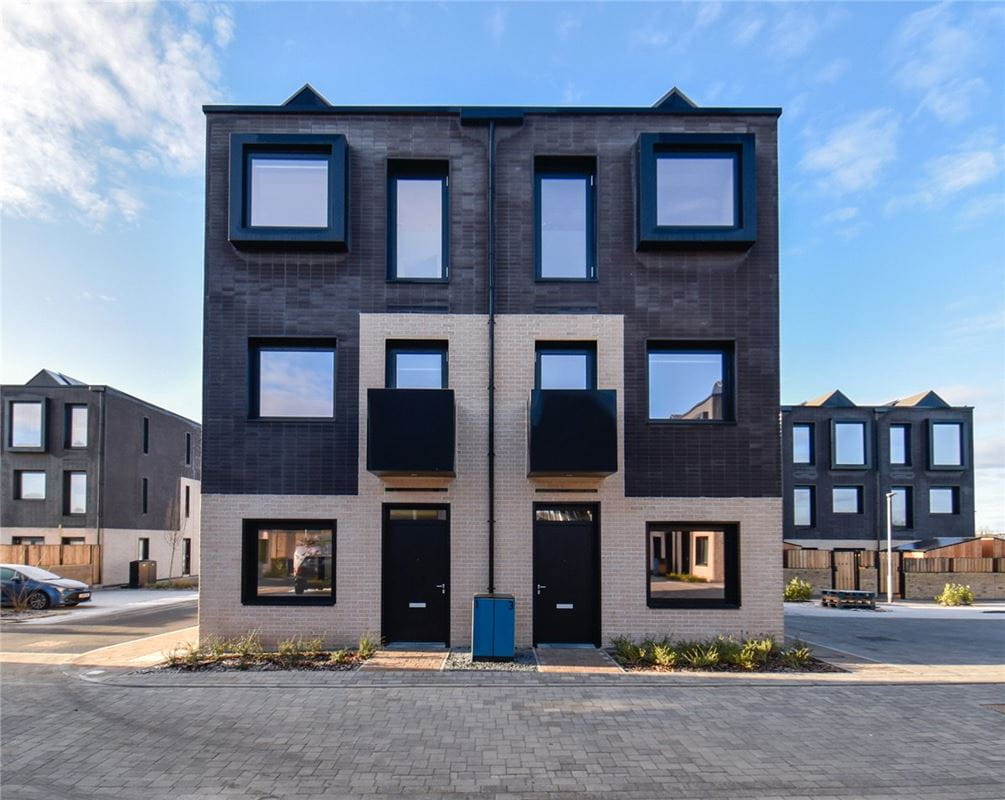 3 bedroom house, Lockhart Way, Northstowe CB24 - Let Agreed