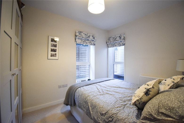 1 bedroom flat, Perne Close, Cambridge CB1