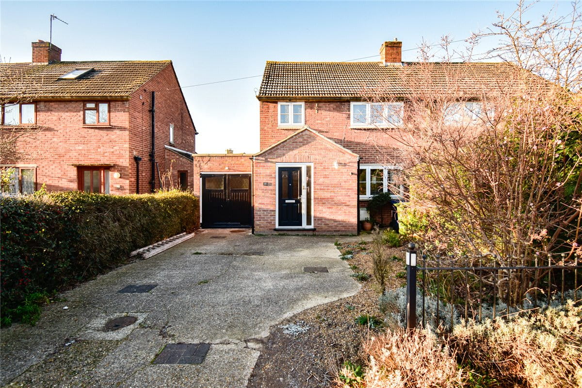 3 bedroom house, Izaak Walton Way, Cambridge CB4 - Let Agreed