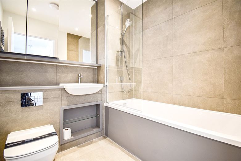 4 bedroom house, Gregory Park North, Cambridge CB5