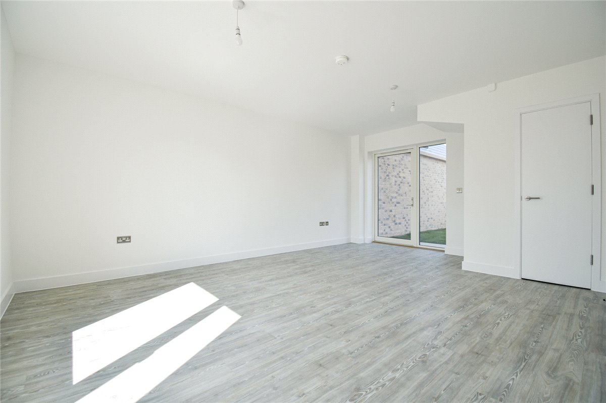 4 bedroom house, Gregory Park North, Cambridge CB5