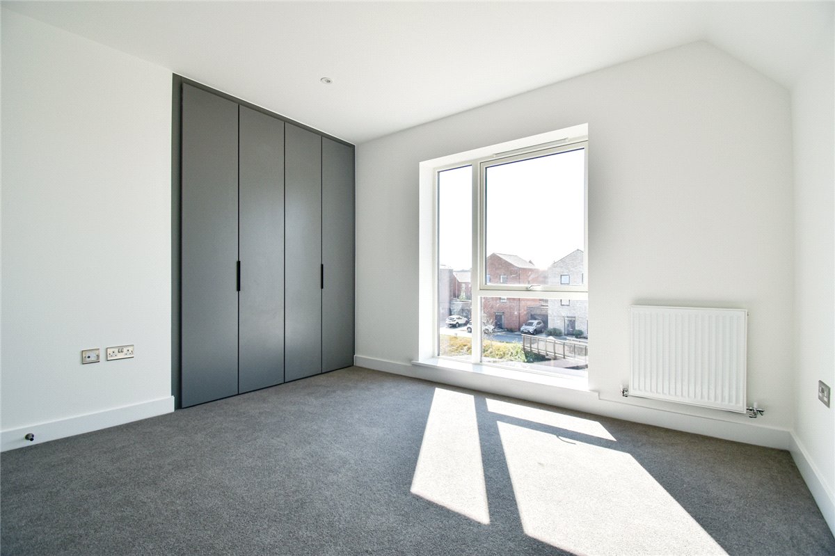 4 bedroom house, Gregory Park North, Cambridge CB5