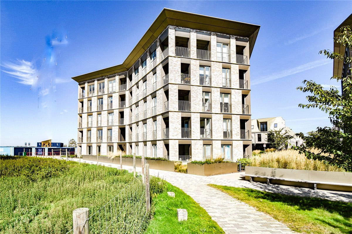 2 bedroom flat, The Oak Building, Rudduck Way CB3