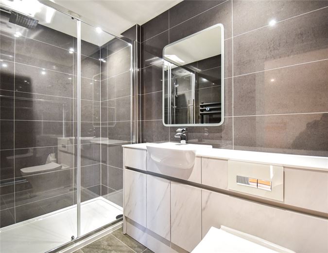 2 bedroom flat, High Street, Cottenham CB24 - Available
