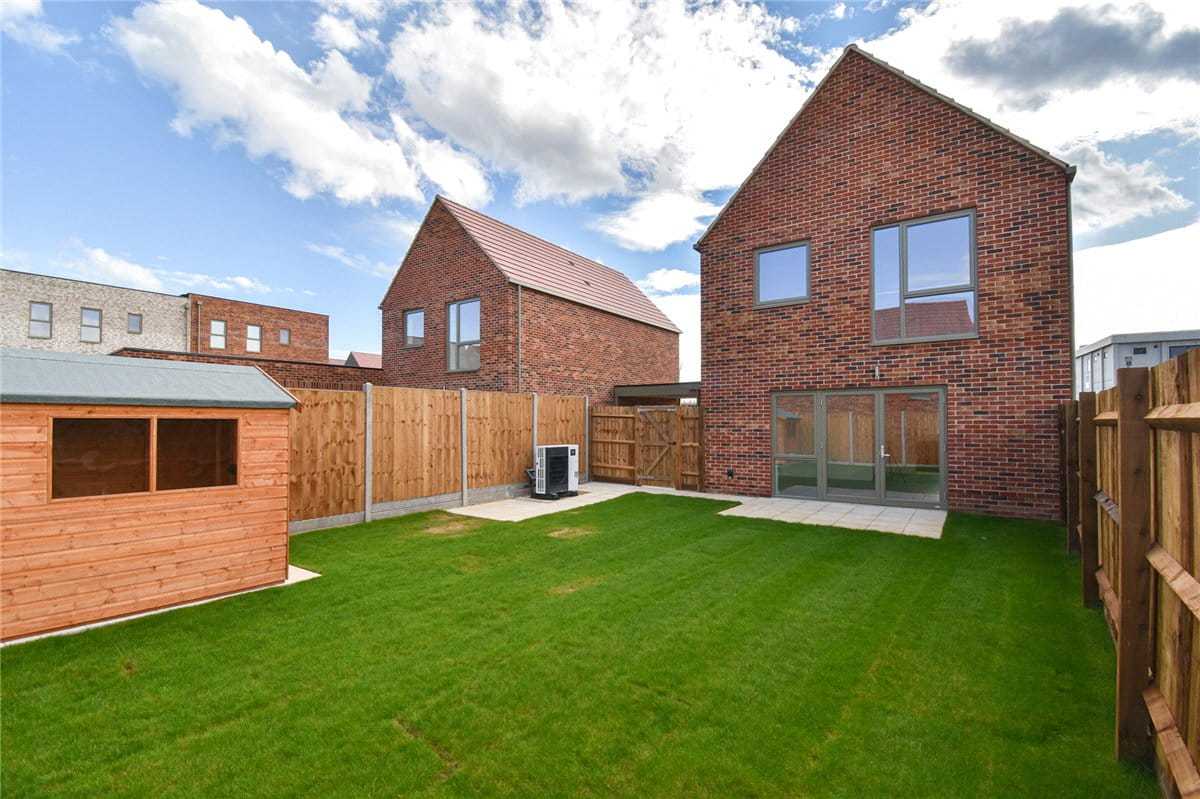 3 bedroom house, Titch Street, Cambridge CB5 - Available