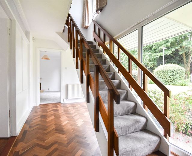 4 bedroom house, Spinney Drive, Great Shelford CB22 - Available