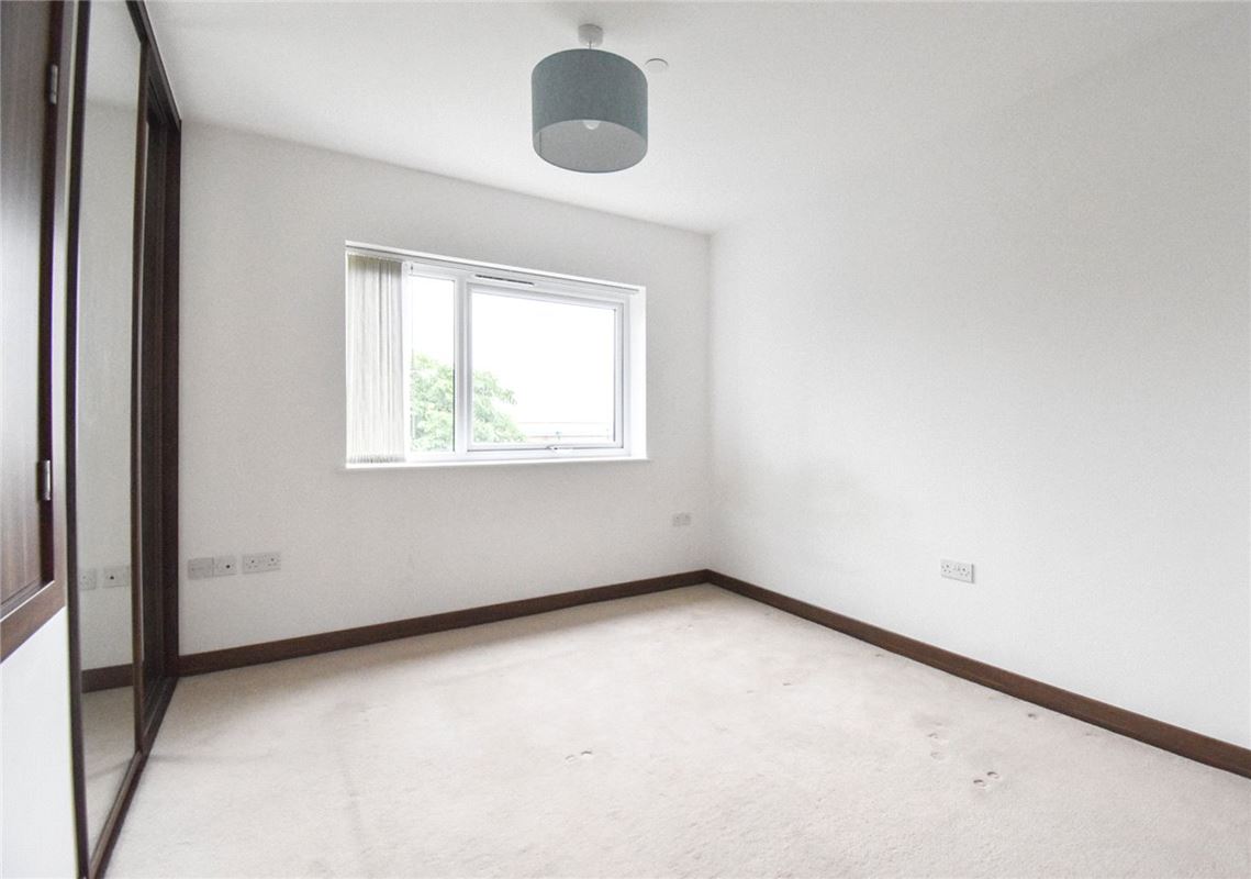 2 bedroom flat, Flamsteed Close, Cambridge CB1 - Let Agreed