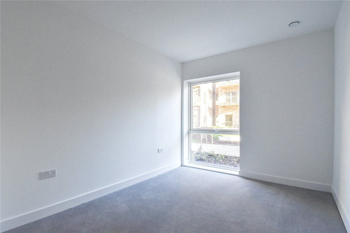 2 bedroom flat, Bragg Way, Cambridge CB5