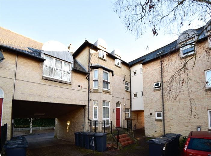 1 bedroom maisonette, Ditchburn Place, Mill Road CB1 - Let Agreed