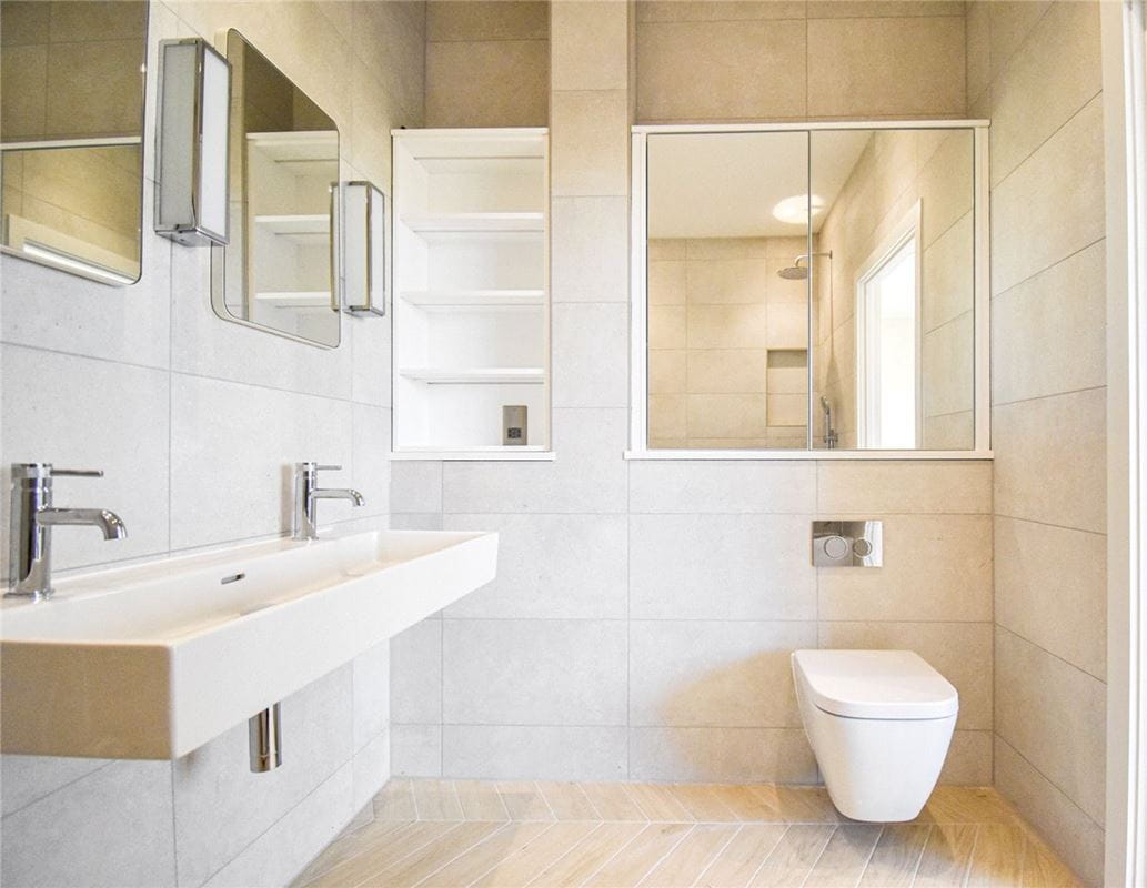 2 bedroom flat, Hamied Mansions, 14-17 Regent Terrace CB2