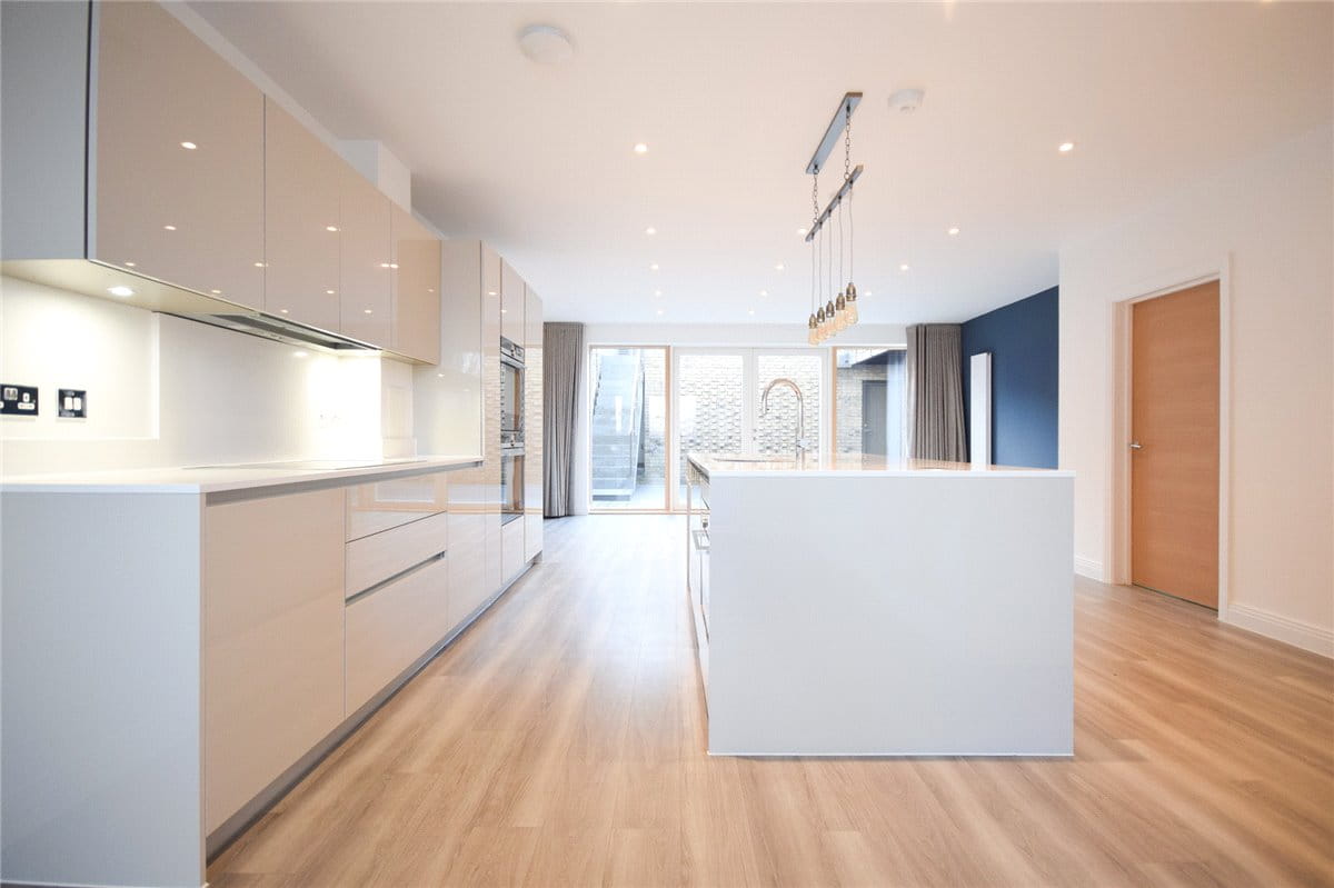 5 bedroom house, Pinnington Close, Trumpington CB2 - Let Agreed