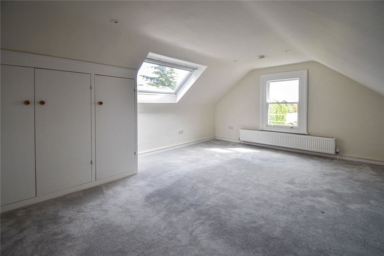 3 bedroom flat, Bateman Street, Cambridge CB2 - Let Agreed