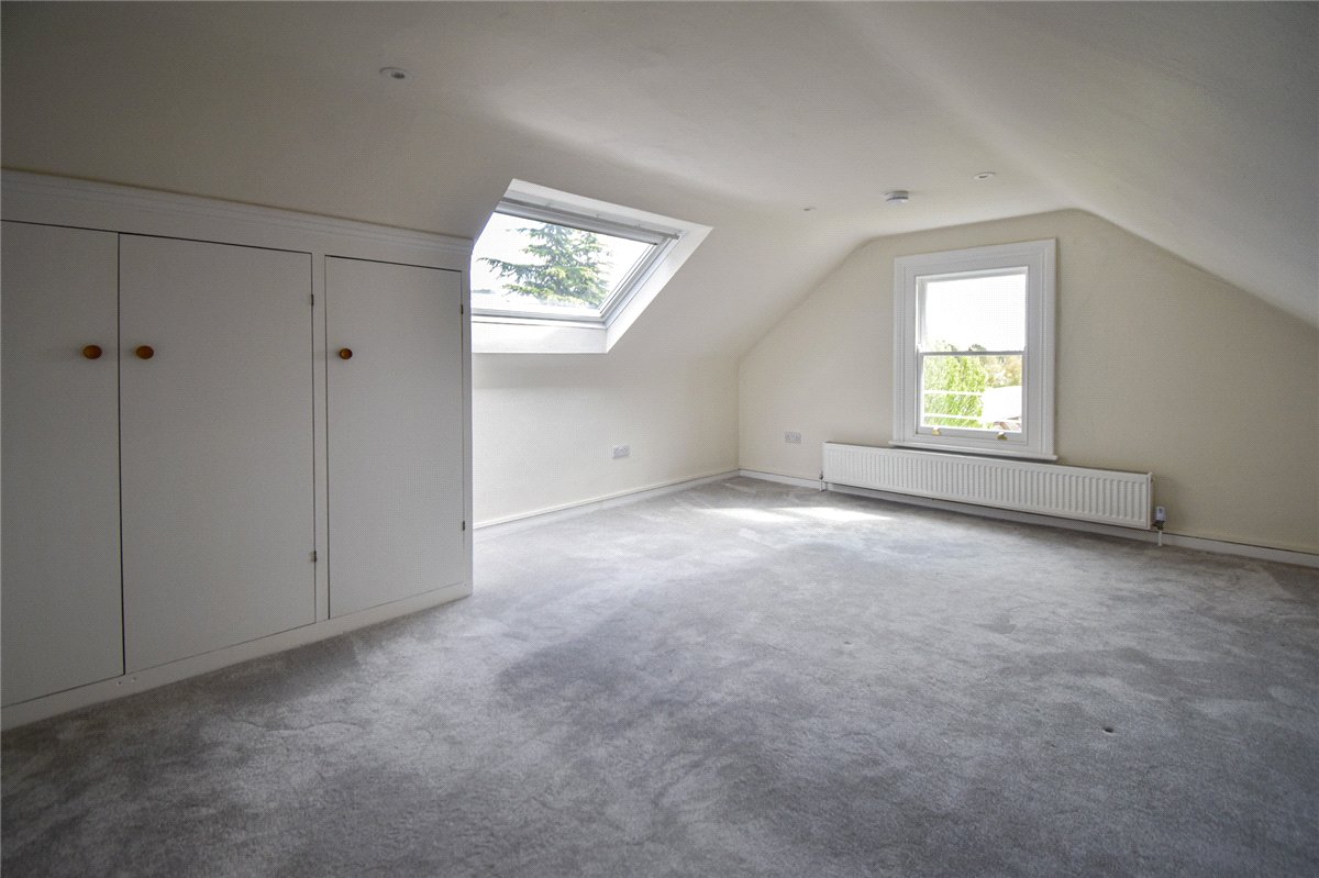 3 bedroom flat, Bateman Street, Cambridge CB2 - Let Agreed