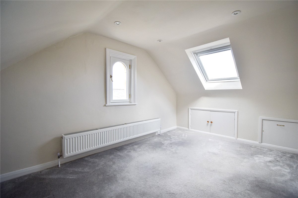 3 bedroom flat, Bateman Street, Cambridge CB2 - Let Agreed