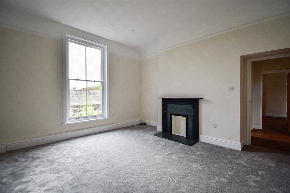 3 bedroom flat, Bateman Street, Cambridge CB2 - Let Agreed
