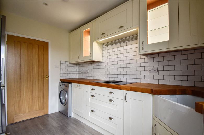 3 bedroom flat, Bateman Street, Cambridge CB2 - Let Agreed