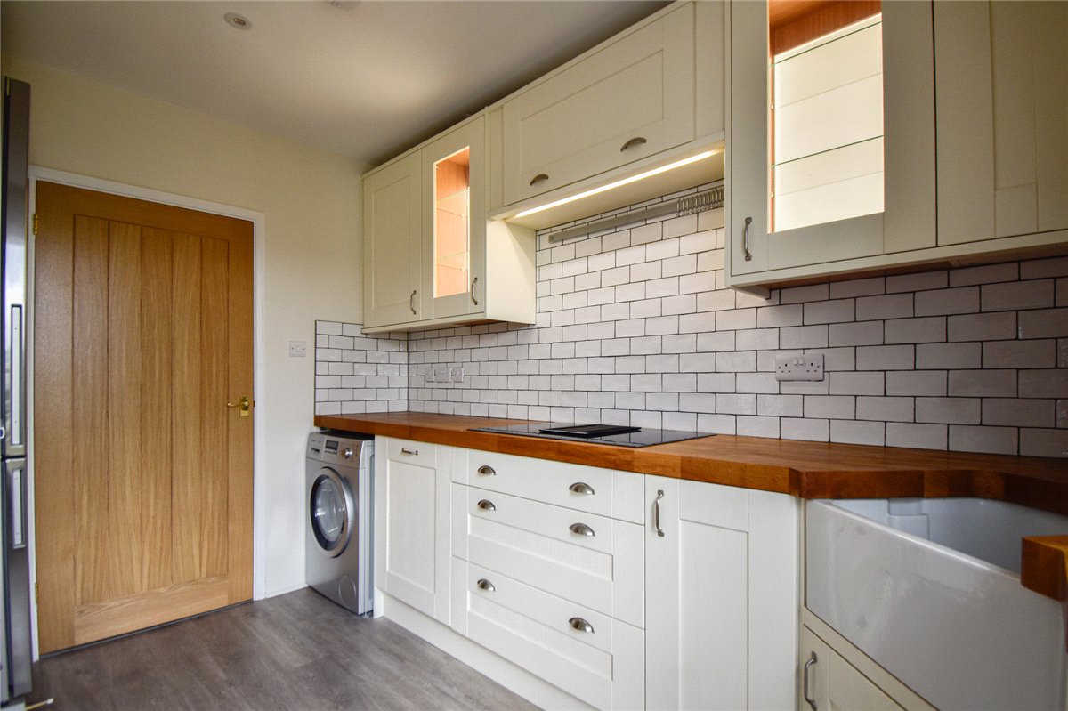 3 bedroom flat, Bateman Street, Cambridge CB2 - Let Agreed