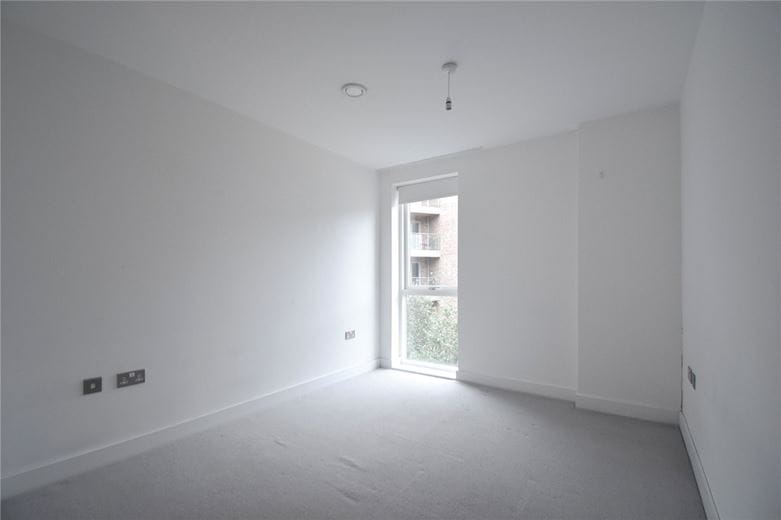 3 bedroom flat, Scholars Court, Harrison Drive CB2