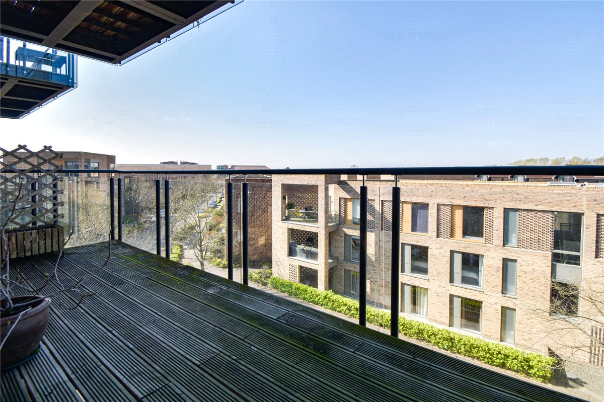 2 bedroom flat, Hobson Avenue, Trumpington CB2 - Let Agreed